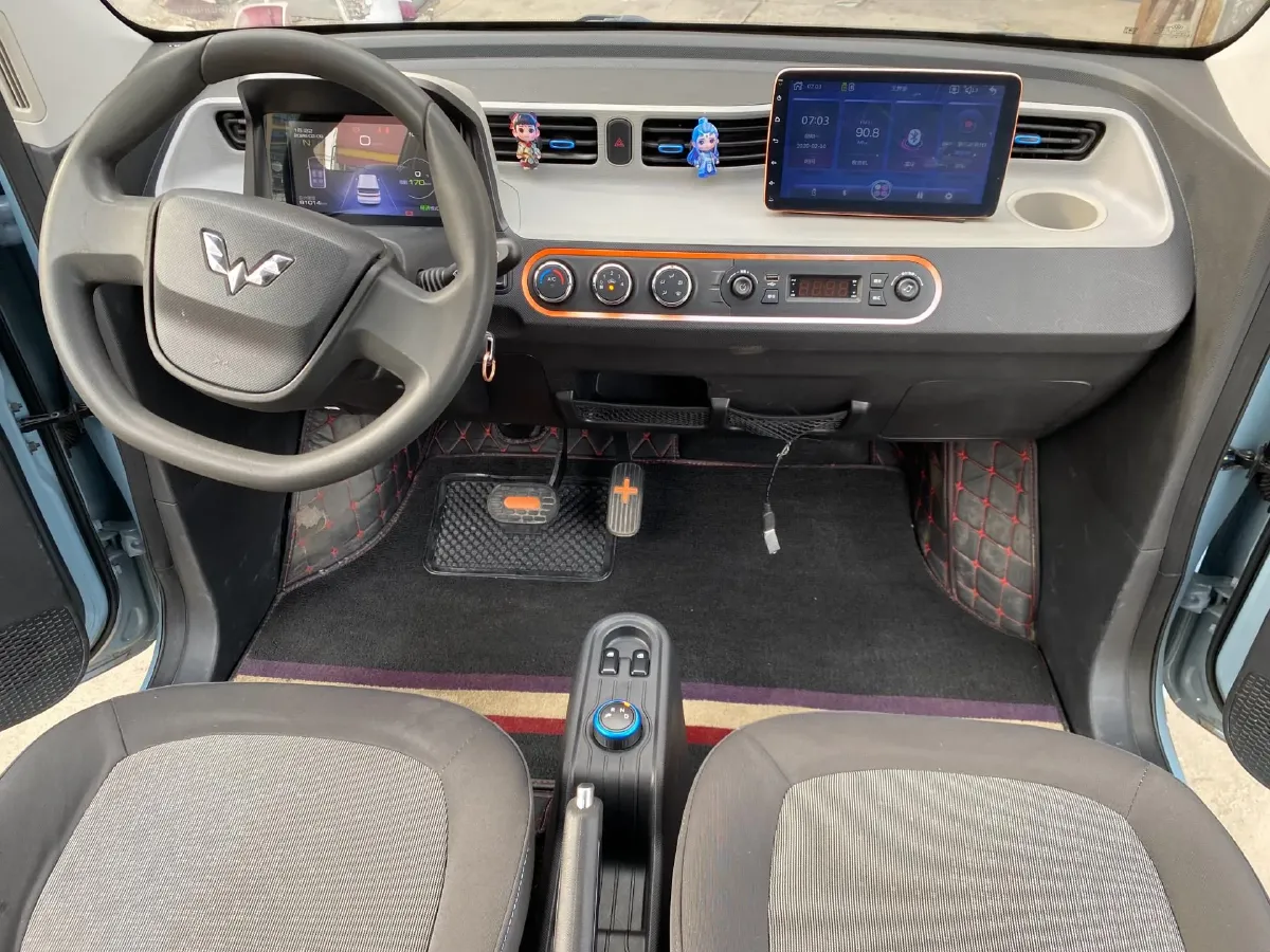 2021 WuLing HongGuang MINI EV BEV 9KWH,autocango,china used car exporter,china ev exporter,chinese used car exporter,chinese used ev exporter