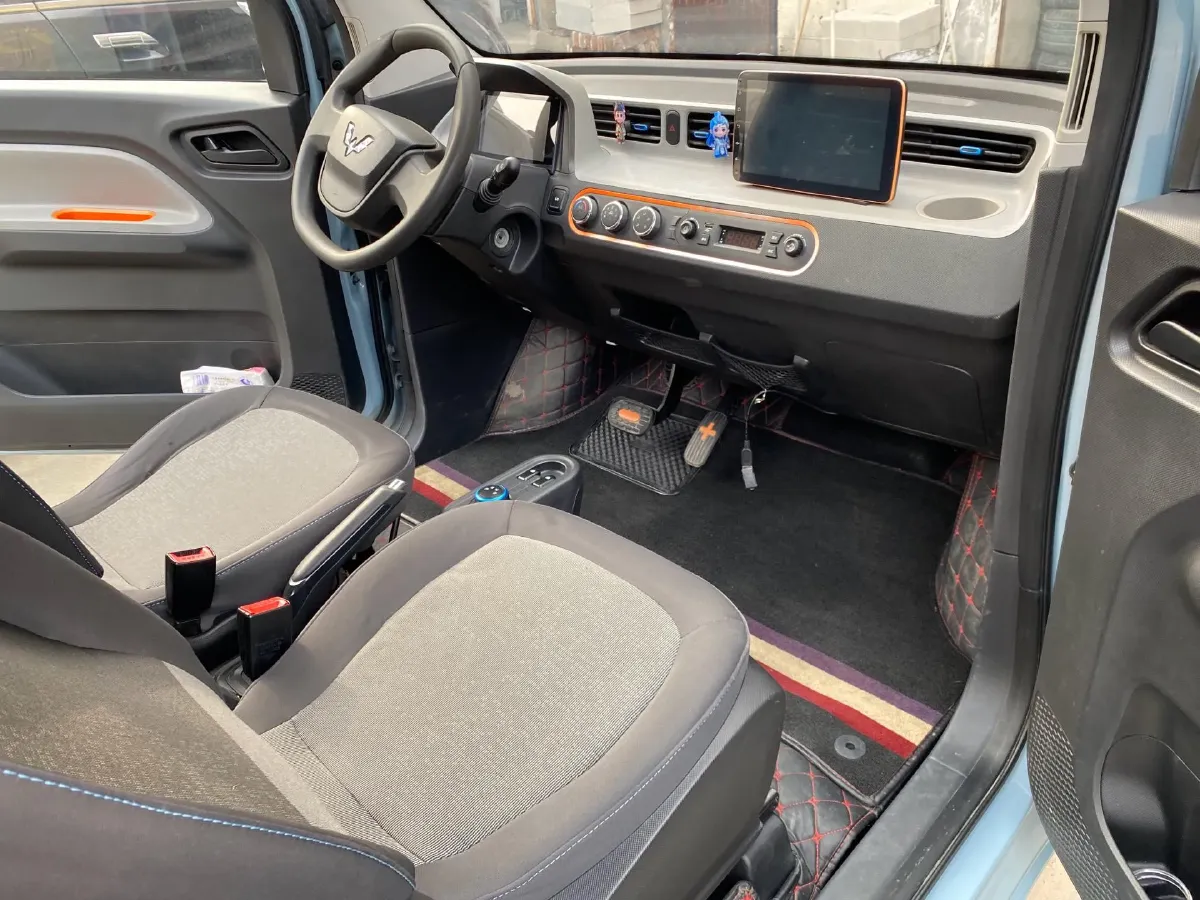 2021 WuLing HongGuang MINI EV BEV 9KWH,autocango,china used car exporter,china ev exporter,chinese used car exporter,chinese used ev exporter