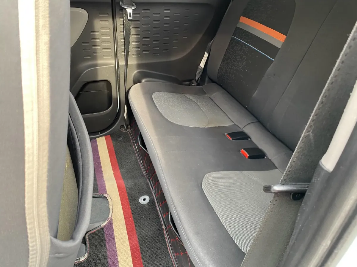 2021 WuLing HongGuang MINI EV BEV 9KWH,autocango,china used car exporter,china ev exporter,chinese used car exporter,chinese used ev exporter