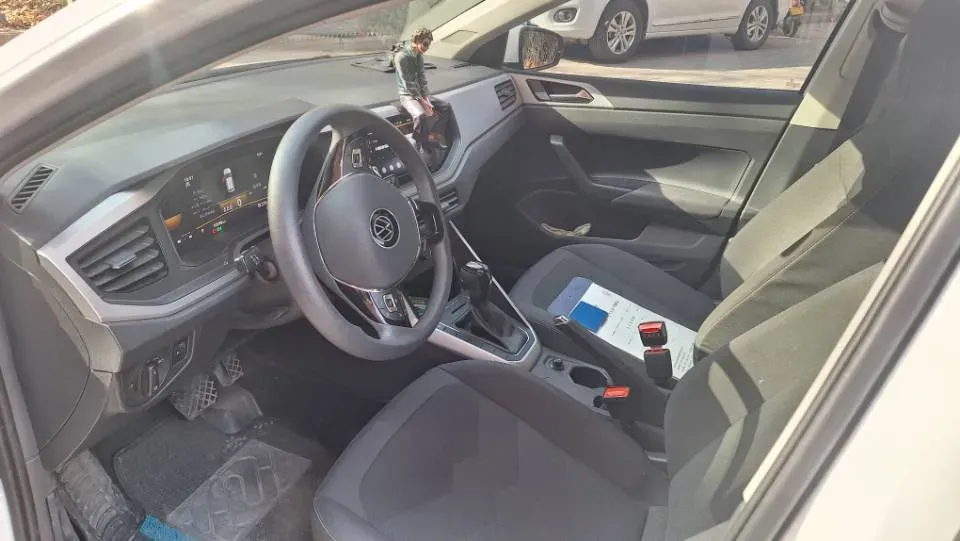 2023 Volkswagen Polo 1.5L 110HP L4 6AT,autocango,china used car exporter,china ev exporter,chinese used car exporter,chinese used ev exporter