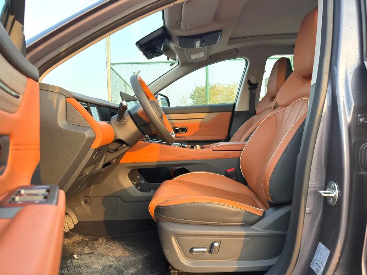 2025 Jetour DASHING 1.5T 184HP L4 7DCT,autocango,china used car exporter,china ev exporter,chinese used car exporter,chinese used ev exporter