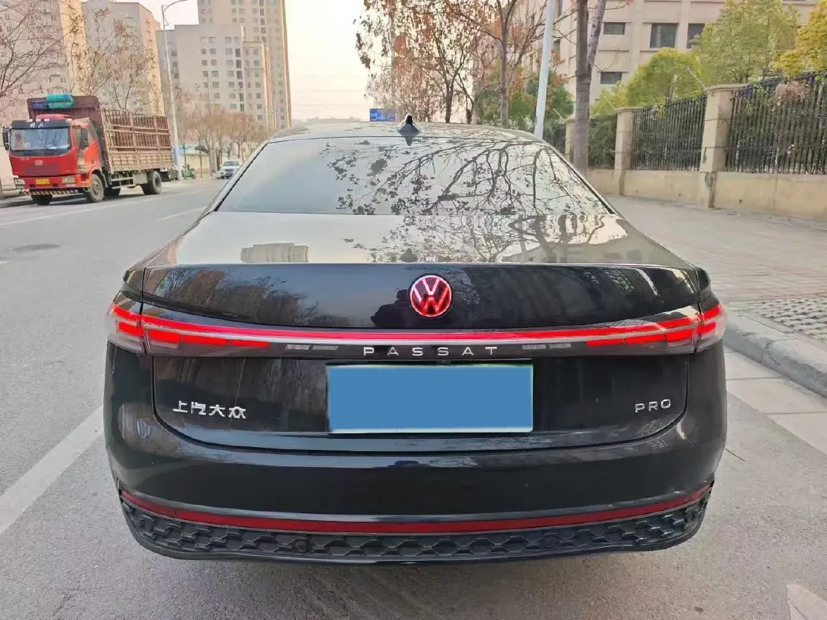 2025 Volkswagen Passat 2.0T 220HP L4 7DCT,autocango,china used car exporter,china ev exporter,chinese used car exporter,chinese used ev exporter