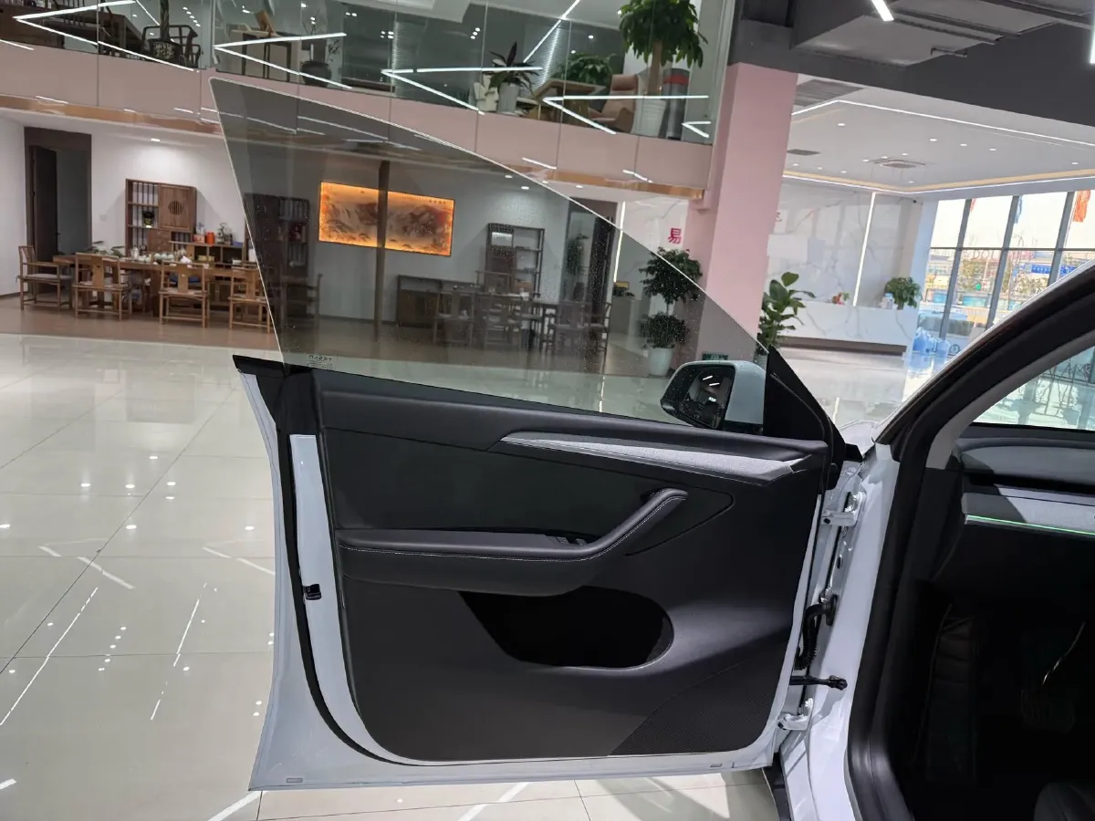 2024 Iveco OuSheng BEV 77.28KWH,autocango,china used car exporter,china ev exporter,chinese used car exporter,chinese used ev exporter