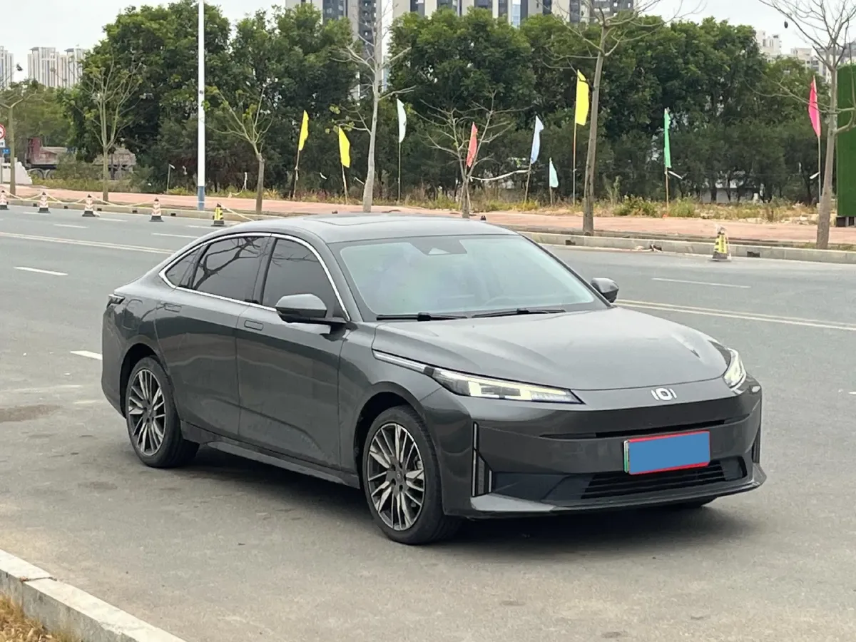 2024 ChangAn QiYuan A05 1.5L 110HP L4 E-CVT PHEV 18.99KWH,autocango,china used car exporter,china ev exporter,chinese used car exporter,chinese used ev exporter