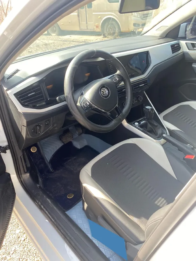 2023 Volkswagen Polo 1.5L 113HP L4 6AT,autocango,china used car exporter,china ev exporter,chinese used car exporter,chinese used ev exporter