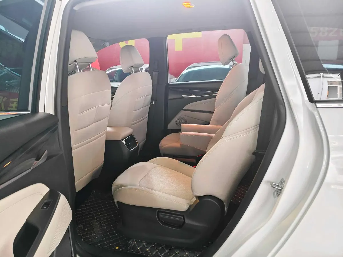 2023 MAXUS G50 1.5T 181HP L4 6MT,autocango,china used car exporter,china ev exporter,chinese used car exporter,chinese used ev exporter