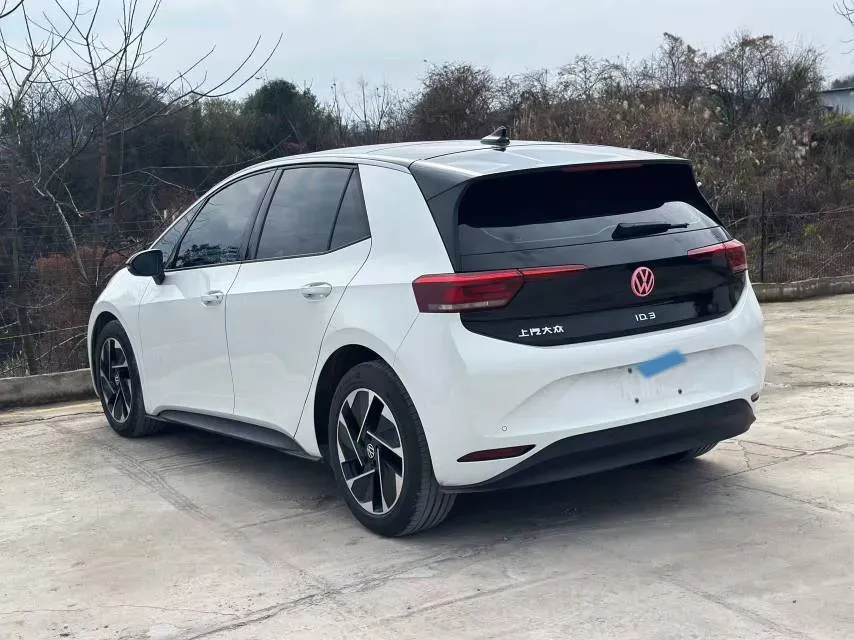 2024 Volkswagen ID.3 BEV 52.8KWH,autocango,china used car exporter,china ev exporter,chinese used car exporter,chinese used ev exporter