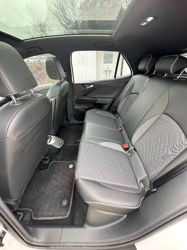 2024 Volkswagen ID.3 BEV 52.8KWH,autocango,china used car exporter,china ev exporter,chinese used car exporter,chinese used ev exporter