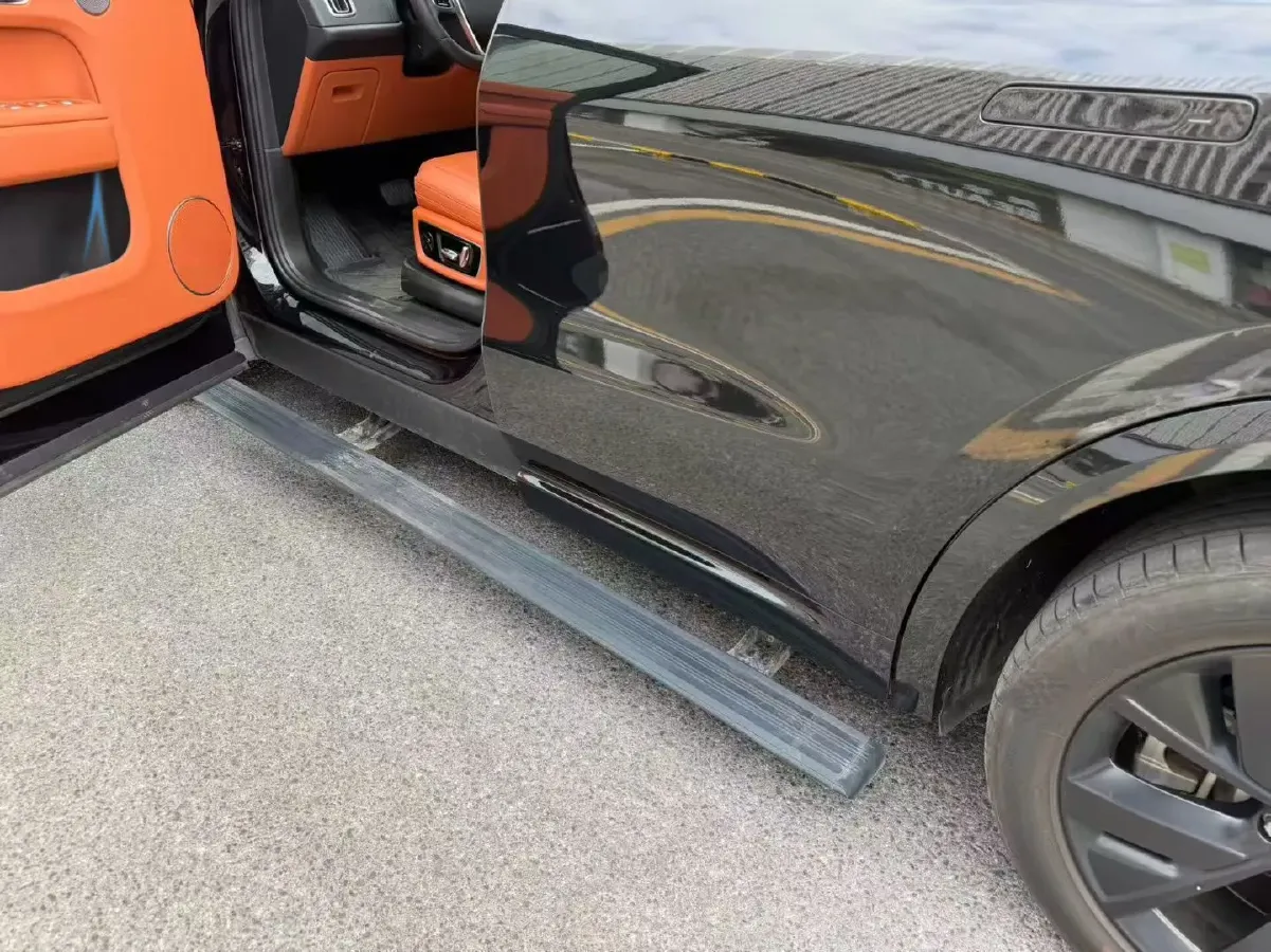 2023 Li L8 Range Extended 154HP REEV 40.9KWH,autocango,china used car exporter,china ev exporter,chinese used car exporter,chinese used ev exporter