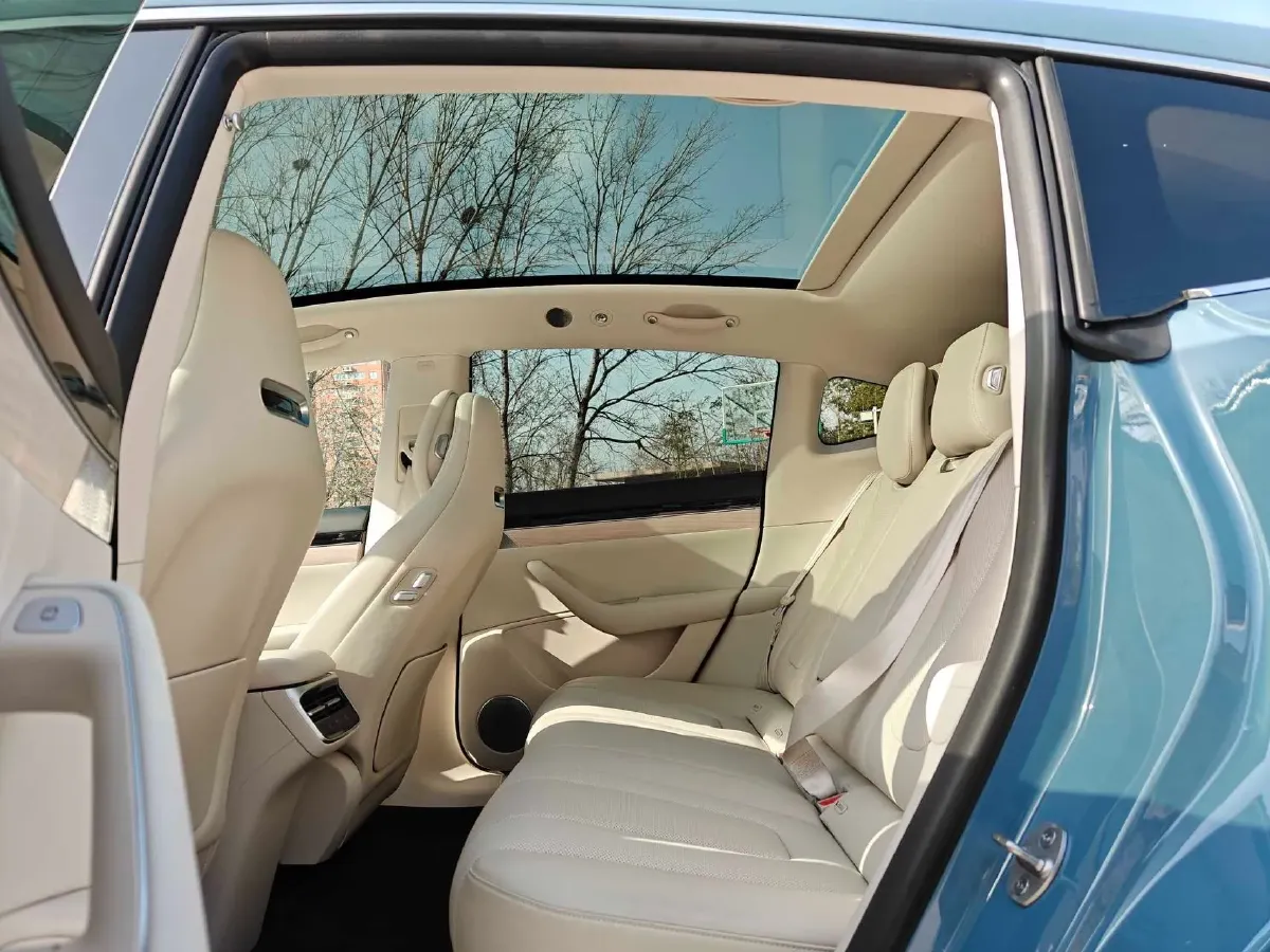 2026 Luxeed R7 REEV 156HP REEV,autocango,china used car exporter,china ev exporter,chinese used car exporter,chinese used ev exporter