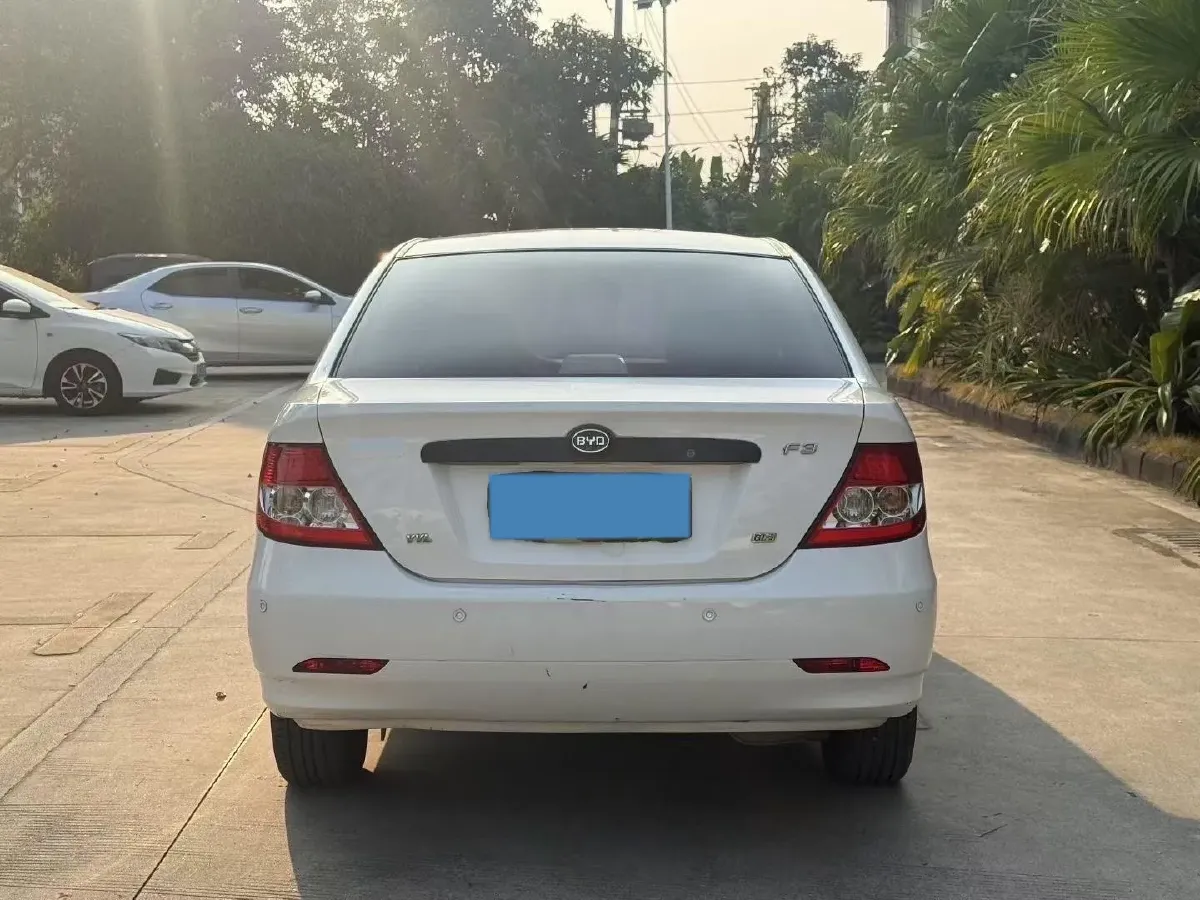 2018 BYD F3 1.5L 109HP L4 5MT,autocango,china used car exporter,china ev exporter,chinese used car exporter,chinese used ev exporter