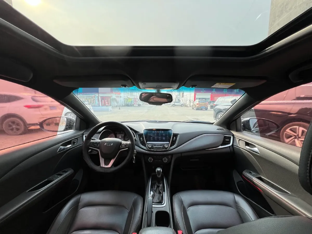 2019 Chevrolet Monza 1.3T 163HP L3 6AT,autocango,china used car exporter,china ev exporter,chinese used car exporter,chinese used ev exporter