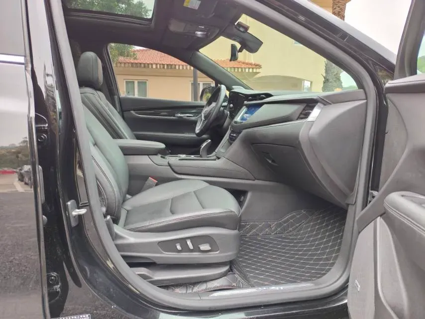 2020 Cadillac XT5 2.0T 241HP L4 9AT,autocango,china used car exporter,china ev exporter,chinese used car exporter,chinese used ev exporter