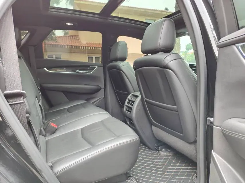 2020 Cadillac XT5 2.0T 241HP L4 9AT,autocango,china used car exporter,china ev exporter,chinese used car exporter,chinese used ev exporter