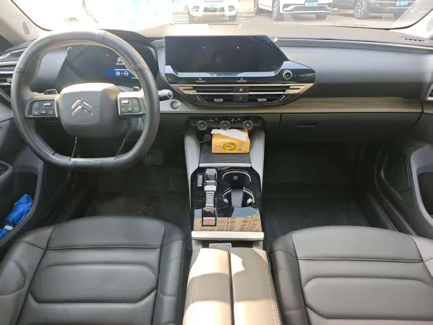 2023 Citroen C5 X 1.6T 175HP L4 8AT,autocango,china used car exporter,china ev exporter,chinese used car exporter,chinese used ev exporter