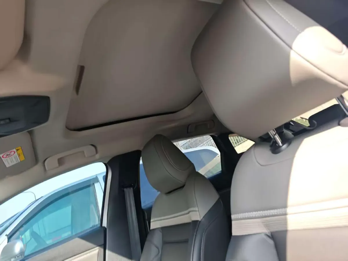 2023 Citroen C5 X 1.6T 175HP L4 8AT,autocango,china used car exporter,china ev exporter,chinese used car exporter,chinese used ev exporter