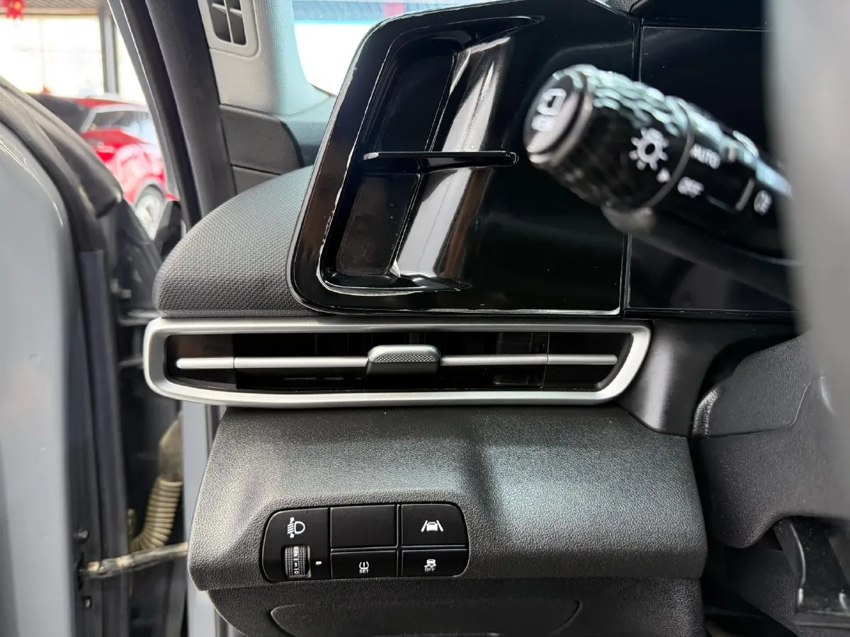 2021 Hyundai Elantra 1.5L 115HP L4 CVT,autocango,china used car exporter,china ev exporter,chinese used car exporter,chinese used ev exporter