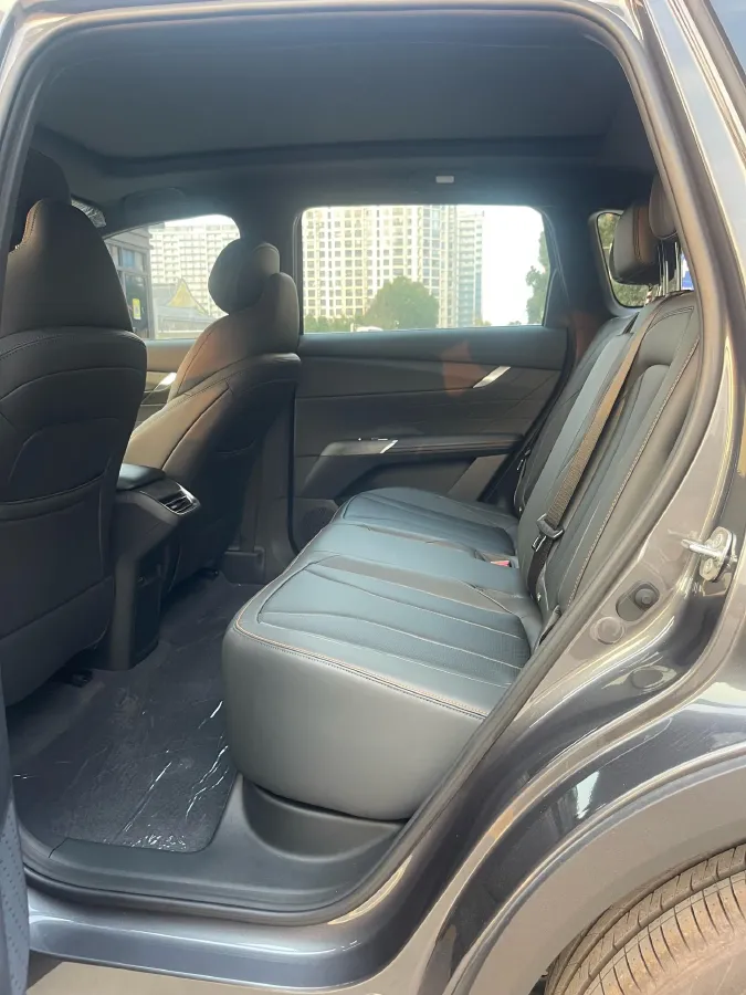 2025 ChangAn CS75 Plus 1.5T 192HP L4 8AT,autocango,china used car exporter,china ev exporter,chinese used car exporter,chinese used ev exporter