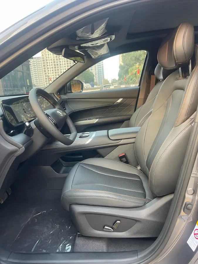 2025 ChangAn CS75 Plus 1.5T 192HP L4 8AT,autocango,china used car exporter,china ev exporter,chinese used car exporter,chinese used ev exporter