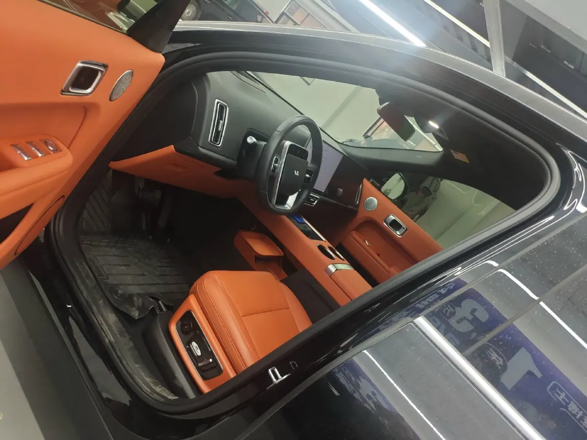 2024 Toyota Granvia 2.5L 189HP L4 E-CVT Hybrid,autocango,china used car exporter,china ev exporter,chinese used car exporter,chinese used ev exporter