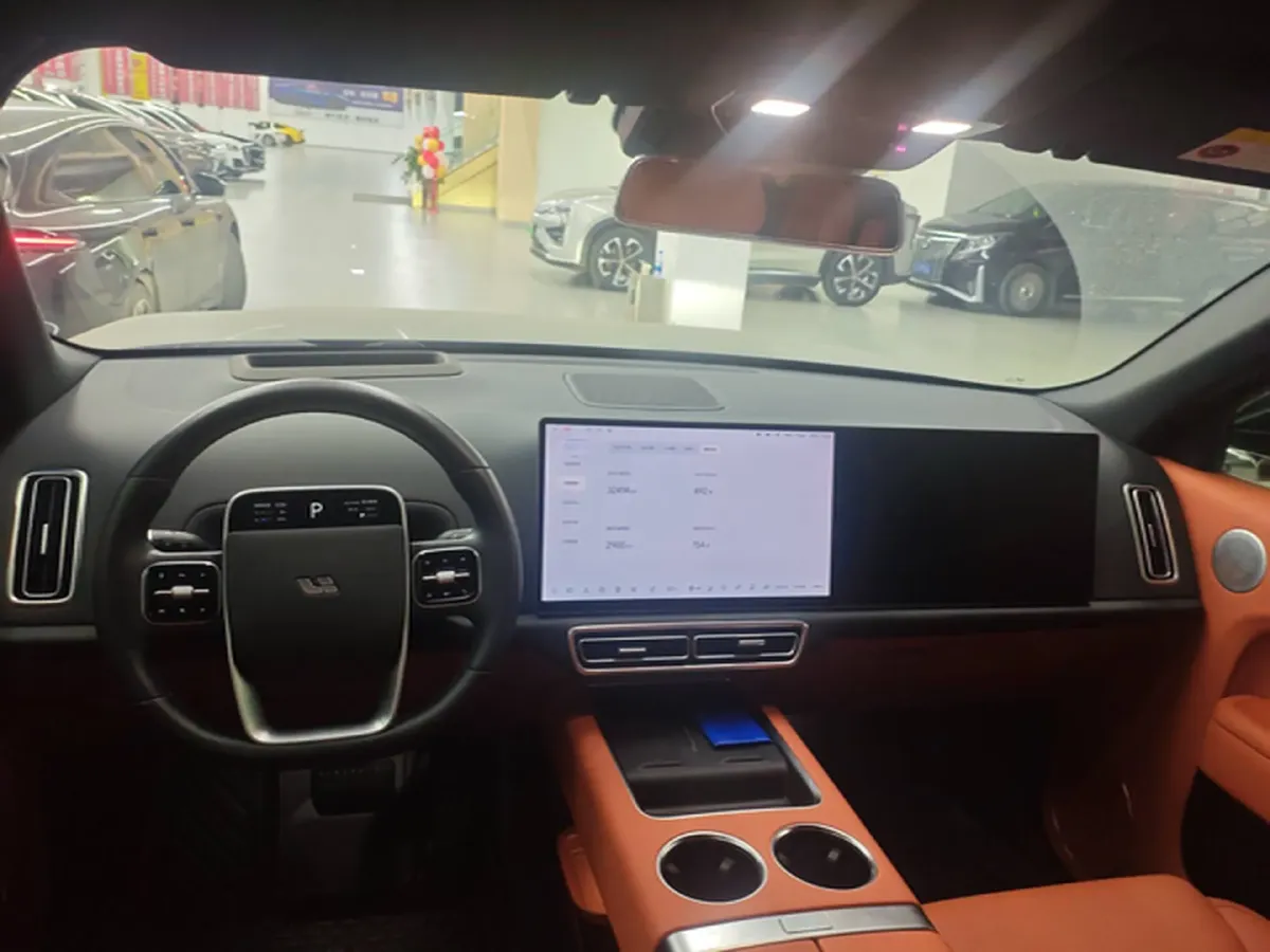 2024 Toyota Granvia 2.5L 189HP L4 E-CVT Hybrid,autocango,china used car exporter,china ev exporter,chinese used car exporter,chinese used ev exporter