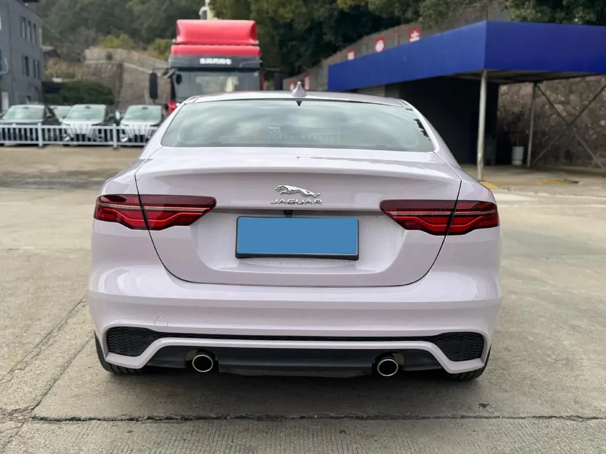 2023 Jaguar XEL 2.0T 250HP L4 8AT,autocango,china used car exporter,china ev exporter,chinese used car exporter,chinese used ev exporter