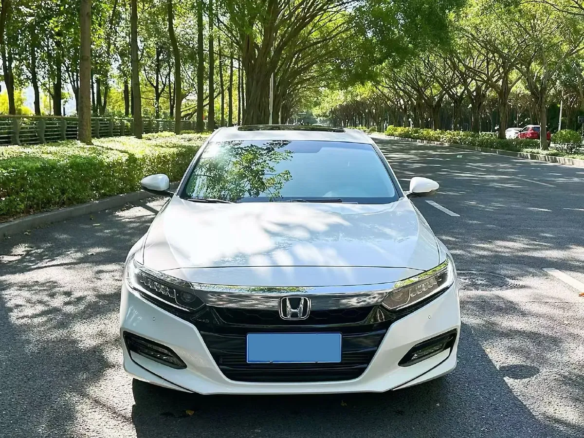 2018 Honda Accord 1.5T 194HP L4 CVT,autocango,china used car exporter,china ev exporter,chinese used car exporter,chinese used ev exporter