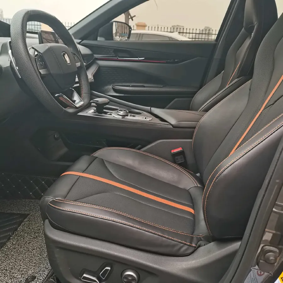 2024 ChangAn UNI-V 1.5T 188HP L4 7DCT,autocango,china used car exporter,china ev exporter,chinese used car exporter,chinese used ev exporter