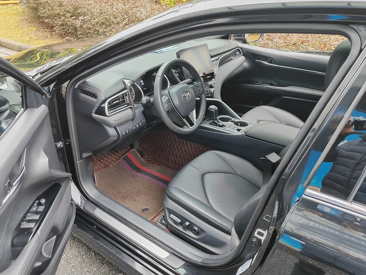 2023 Toyota Camry 2.0L 177HP L4 CVT,autocango,china used car exporter,china ev exporter,chinese used car exporter,chinese used ev exporter