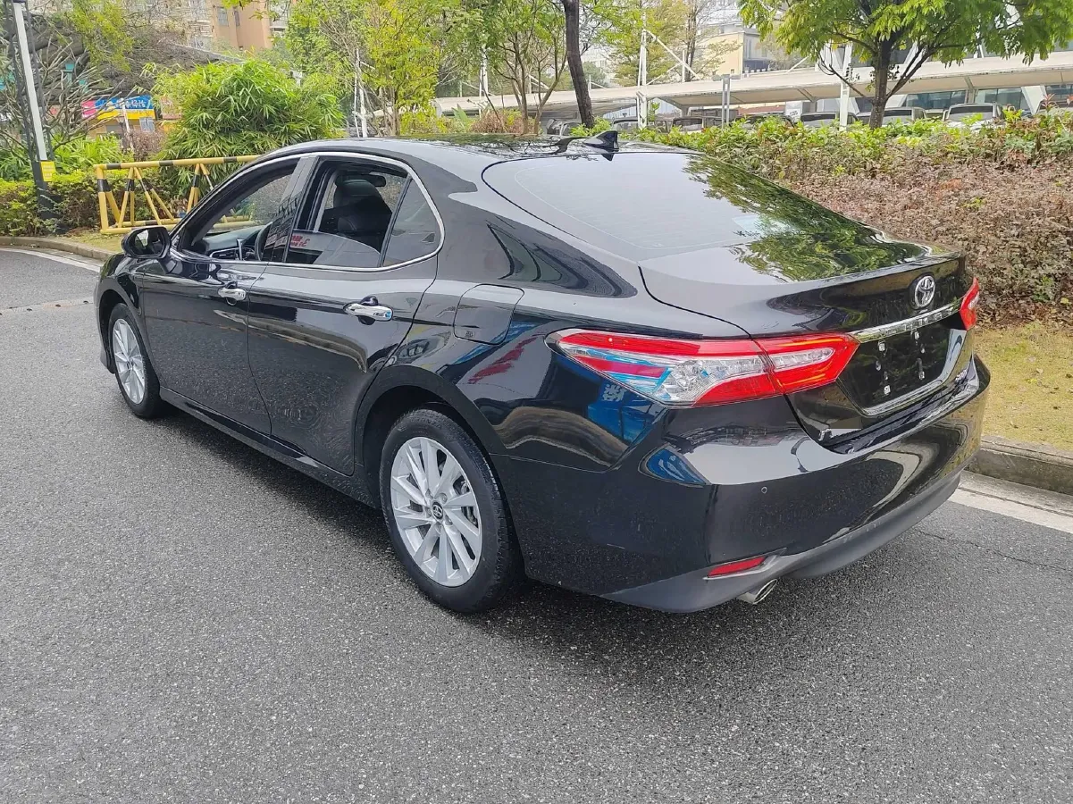 2023 Toyota Camry 2.0L 177HP L4 CVT,autocango,china used car exporter,china ev exporter,chinese used car exporter,chinese used ev exporter