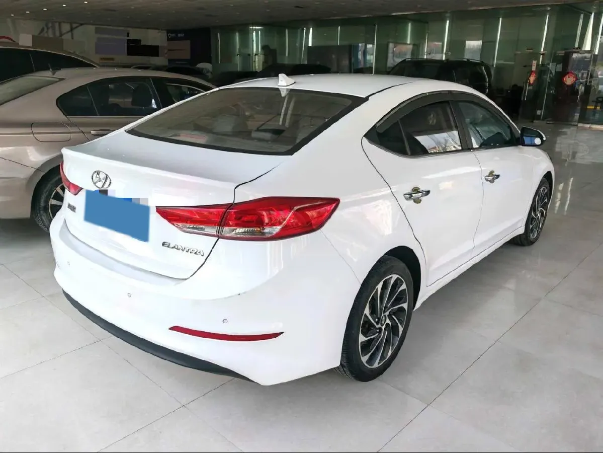 2020 Hyundai Elantra 1.5L 115HP L4 CVT,autocango,china used car exporter,china ev exporter,chinese used car exporter,chinese used ev exporter
