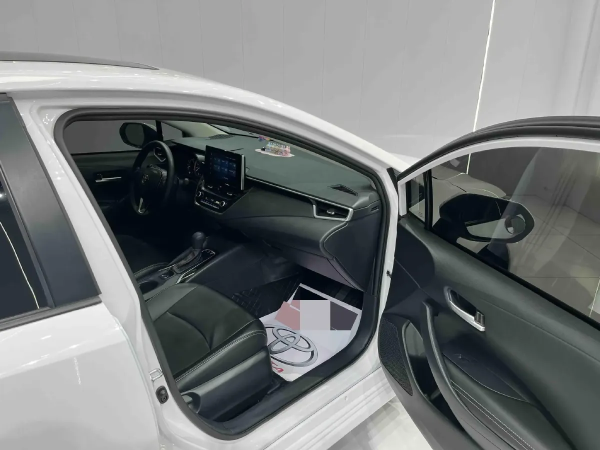 2021 Toyota Corolla 1.2T 116HP L4 CVT,autocango,china used car exporter,china ev exporter,chinese used car exporter,chinese used ev exporter