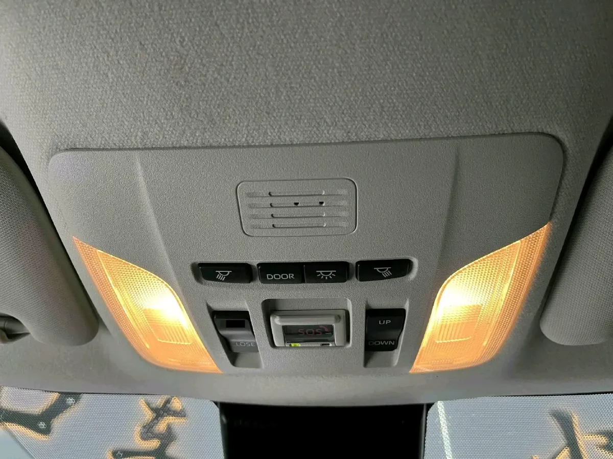 2021 Toyota Corolla 1.2T 116HP L4 CVT,autocango,china used car exporter,china ev exporter,chinese used car exporter,chinese used ev exporter