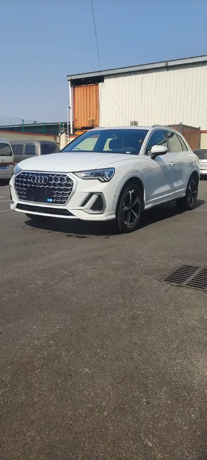 2024 Audi Q3 1.5T 160HP L4 7DCT,autocango,china used car exporter,china ev exporter,chinese used car exporter,chinese used ev exporter