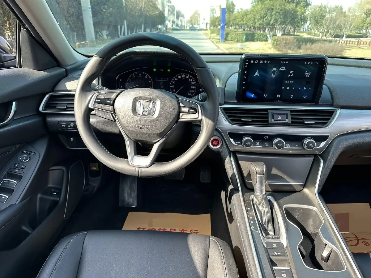 2018 Honda Accord 1.5T 194HP L4 CVT,autocango,china used car exporter,china ev exporter,chinese used car exporter,chinese used ev exporter
