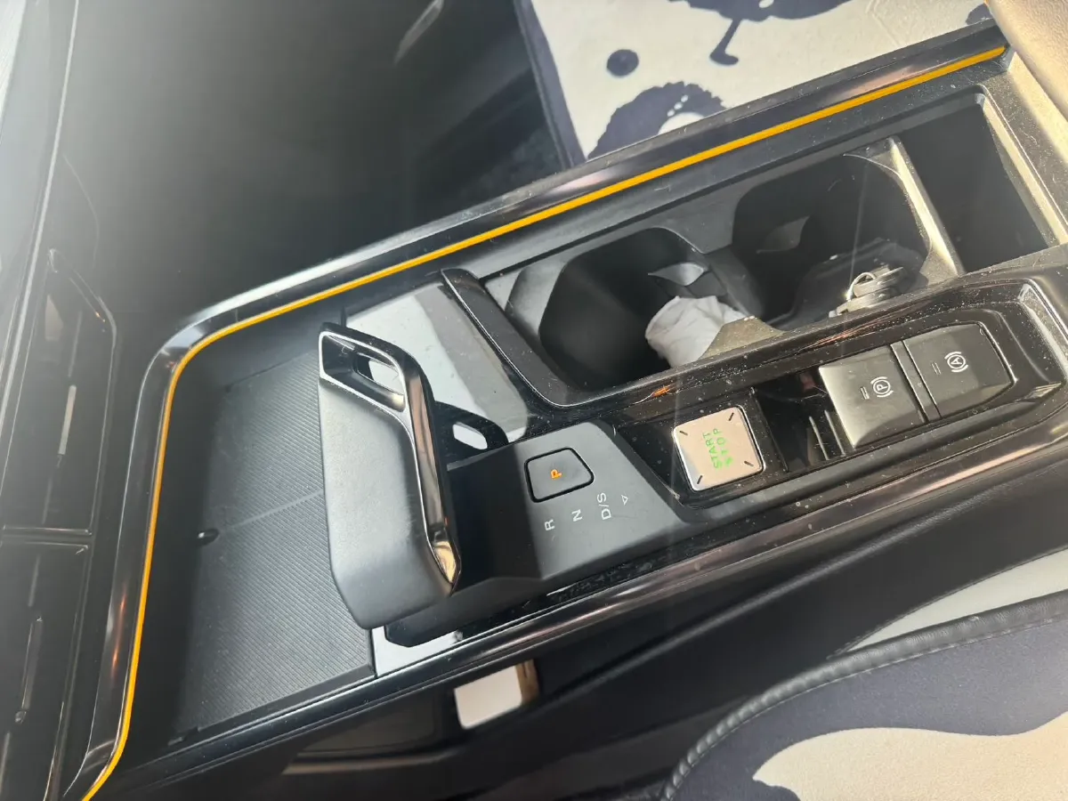 2022 MG 5 Scorpio 1.5T 181HP L4 7DCT,autocango,china used car exporter,china ev exporter,chinese used car exporter,chinese used ev exporter