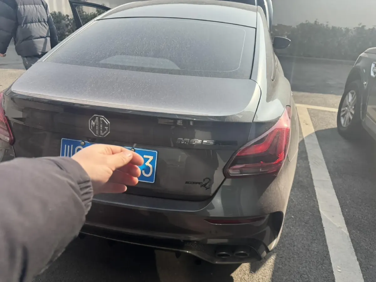 2022 MG 5 Scorpio 1.5T 181HP L4 7DCT,autocango,china used car exporter,china ev exporter,chinese used car exporter,chinese used ev exporter