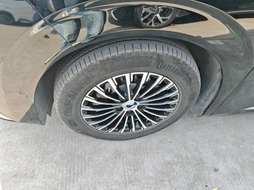 2025 Denza D9 1.5T 156HP L4 E-CVT PHEV 40KWH,autocango,china used car exporter,china ev exporter,chinese used car exporter,chinese used ev exporter