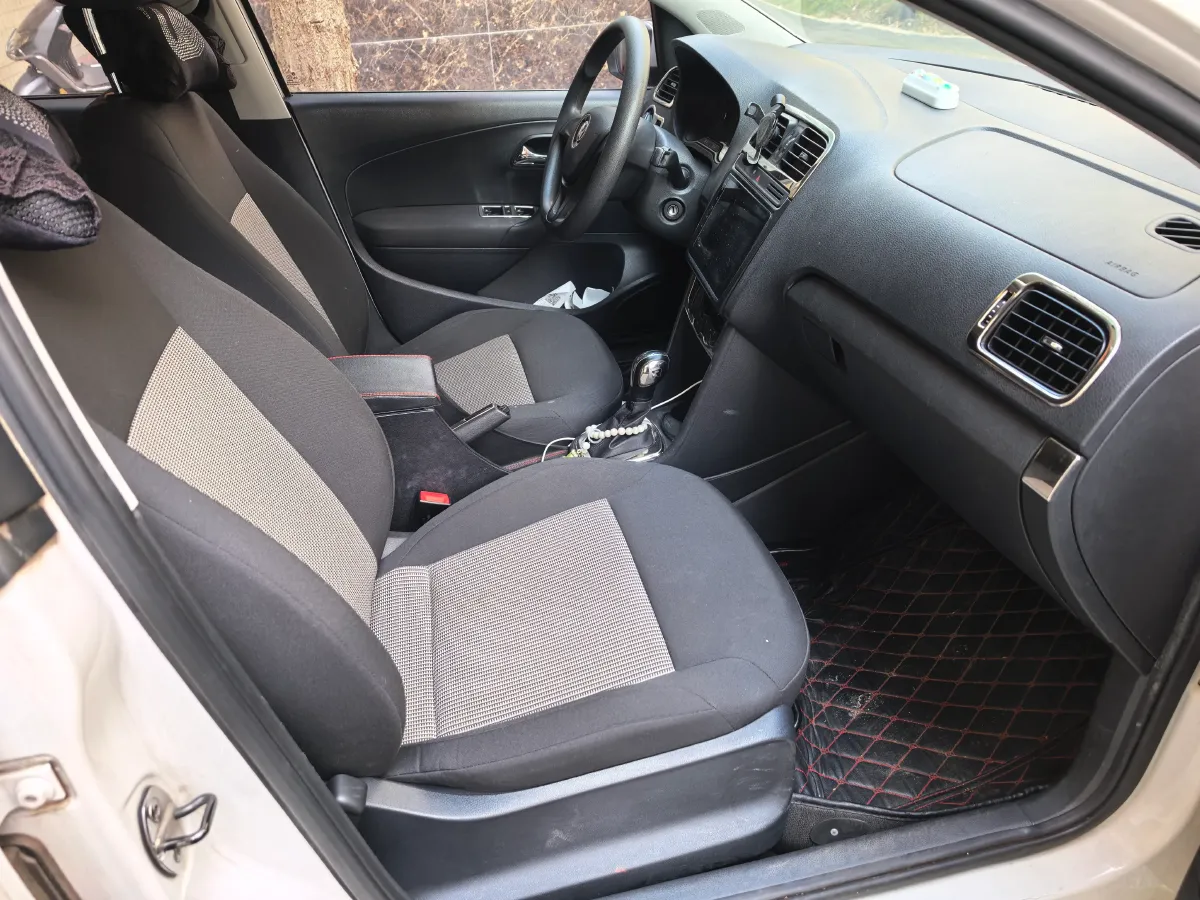 2016 Volkswagen Polo 1.4L 90HP L4 6AT,autocango,china used car exporter,china ev exporter,chinese used car exporter,chinese used ev exporter