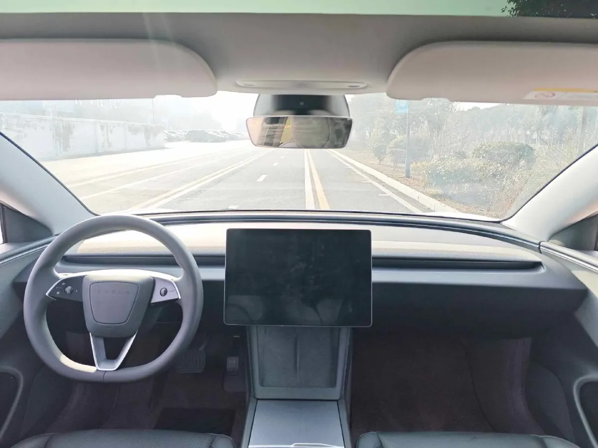 2025 Tesla Model 3 BEV,autocango,china used car exporter,china ev exporter,chinese used car exporter,chinese used ev exporter