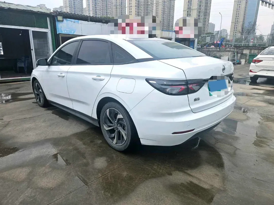 2021 Weltmeister E.5 BEV 49.92KWH,autocango,china used car exporter,china ev exporter,chinese used car exporter,chinese used ev exporter