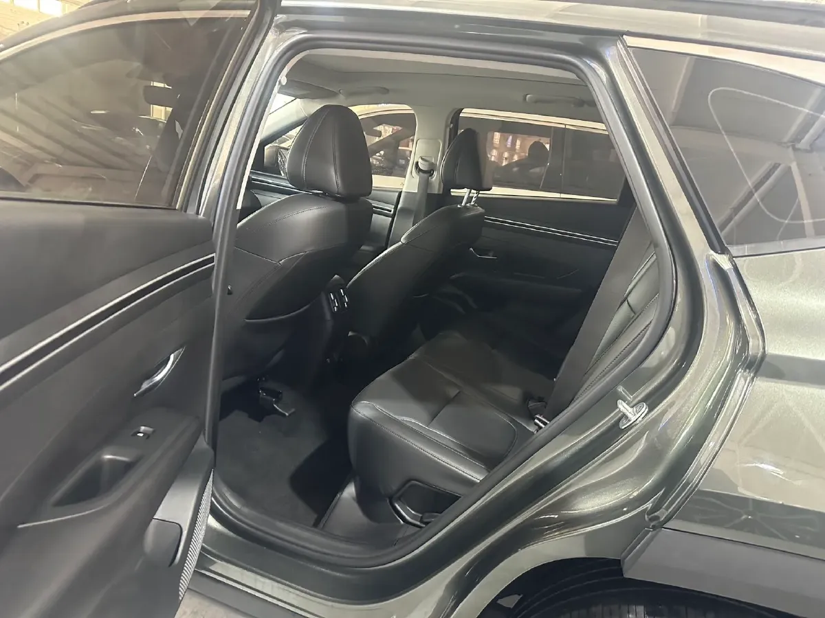 2023 Hyundai Tucson 1.5T 200HP L4 8AT,autocango,china used car exporter,china ev exporter,chinese used car exporter,chinese used ev exporter