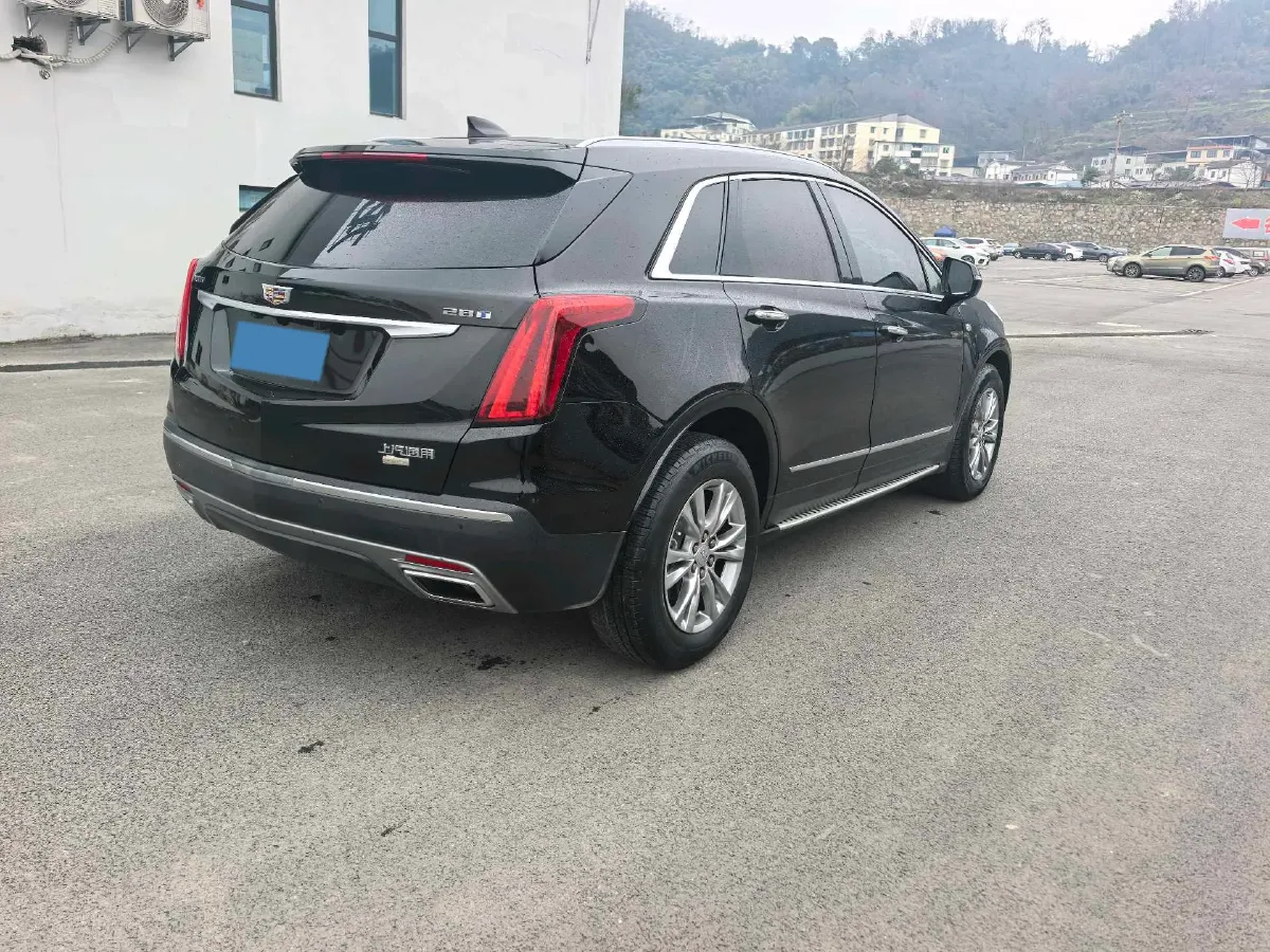 2022 Cadillac XT5 2.0T 237HP L4 9AT,autocango,china used car exporter,china ev exporter,chinese used car exporter,chinese used ev exporter