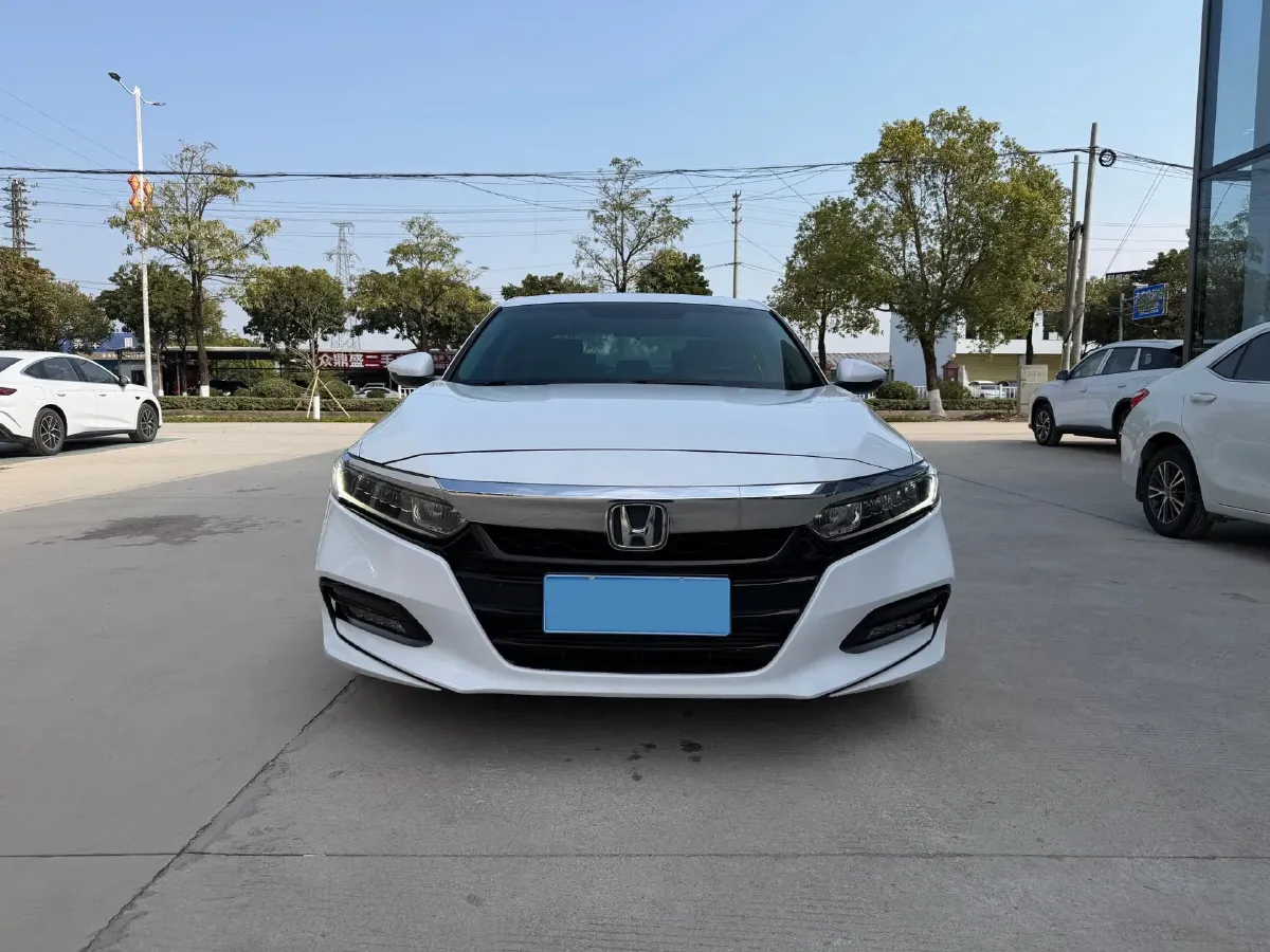 2018 Honda Accord 1.5T 194HP L4 CVT,autocango,china used car exporter,china ev exporter,chinese used car exporter,chinese used ev exporter
