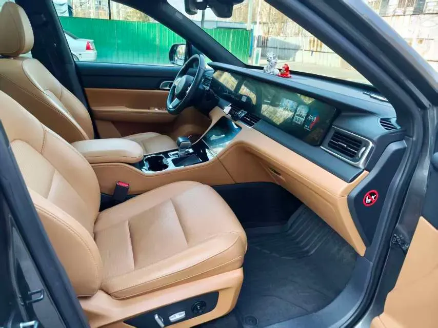 2021 Li ONE Range Extended 131HP REEV 40.5KWH,autocango,china used car exporter,china ev exporter,chinese used car exporter,chinese used ev exporter