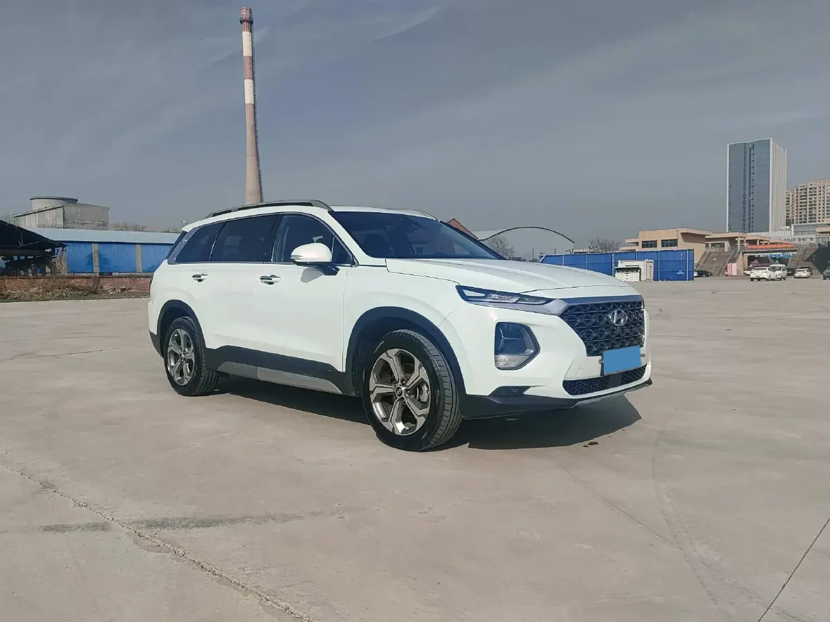 2019 Hyundai Santafe 2.0T 230HP L4 8AT,autocango,china used car exporter,china ev exporter,chinese used car exporter,chinese used ev exporter