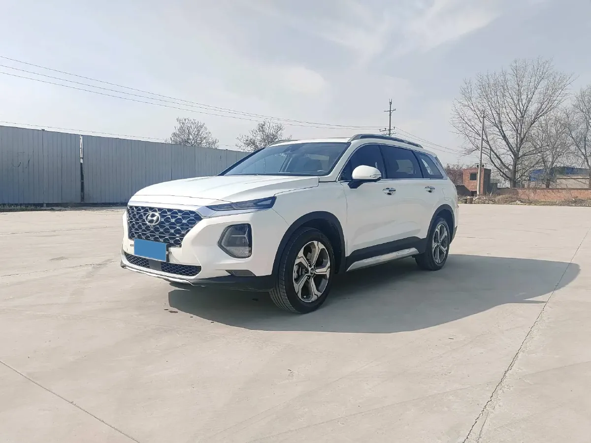 2019 Hyundai Santafe 2.0T 230HP L4 8AT,autocango,china used car exporter,china ev exporter,chinese used car exporter,chinese used ev exporter