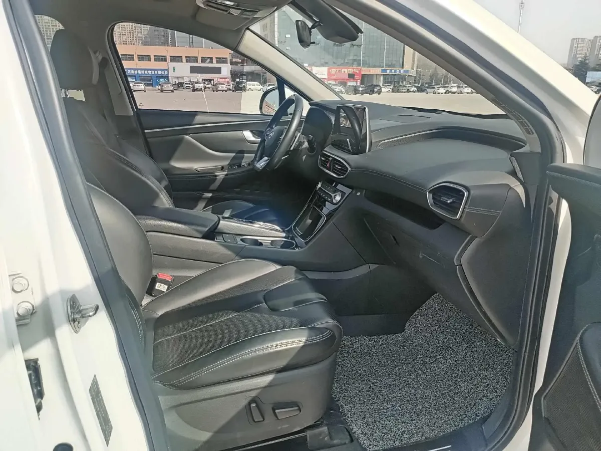 2019 Hyundai Santafe 2.0T 230HP L4 8AT,autocango,china used car exporter,china ev exporter,chinese used car exporter,chinese used ev exporter