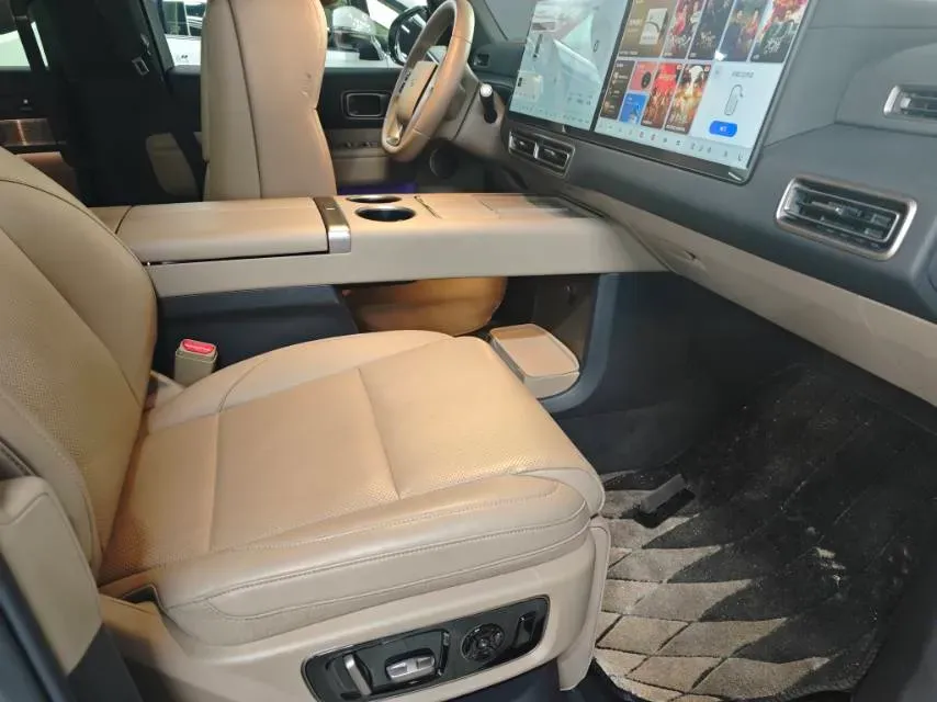 2025 Li MEGA BEV,autocango,china used car exporter,china ev exporter,chinese used car exporter,chinese used ev exporter