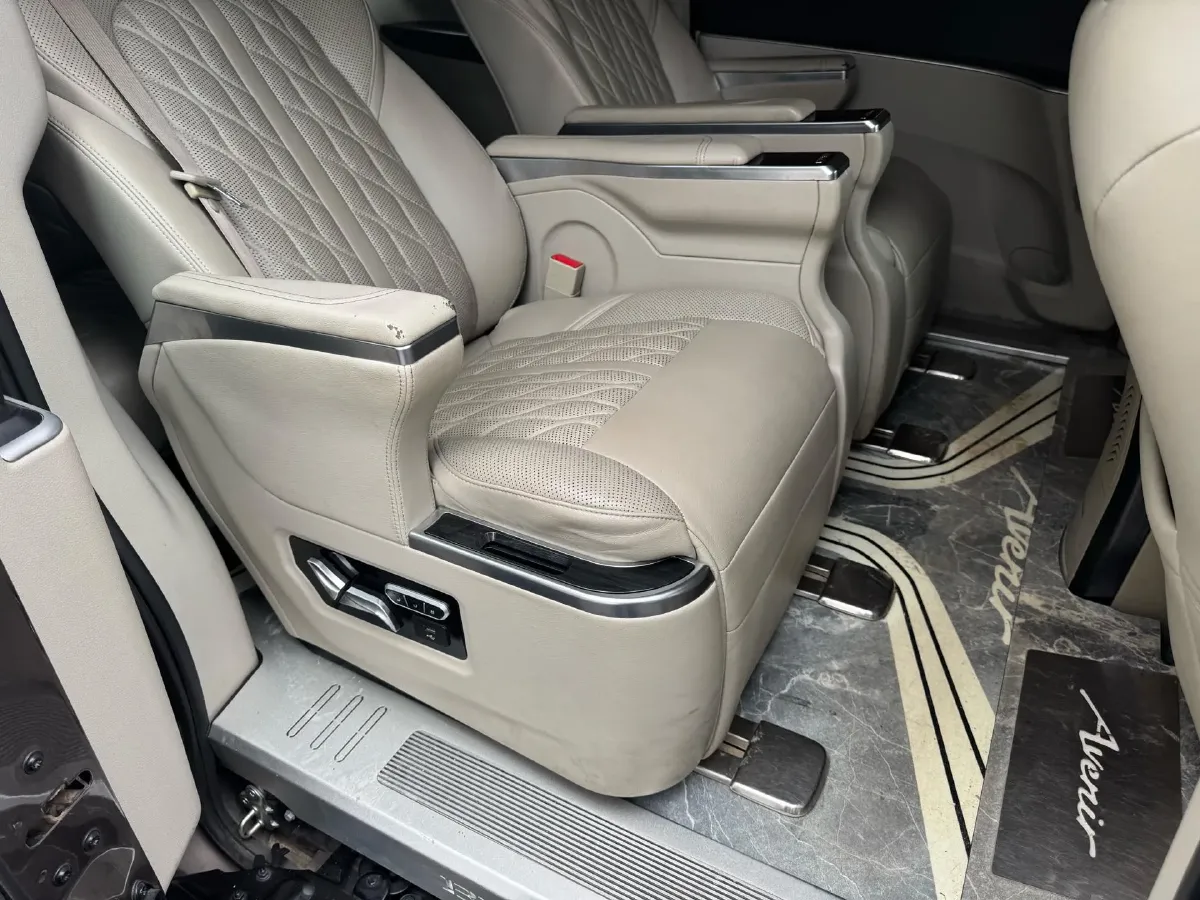 2021 Buick GL8 2.0T 237HP L4 9AT,autocango,china used car exporter,china ev exporter,chinese used car exporter,chinese used ev exporter